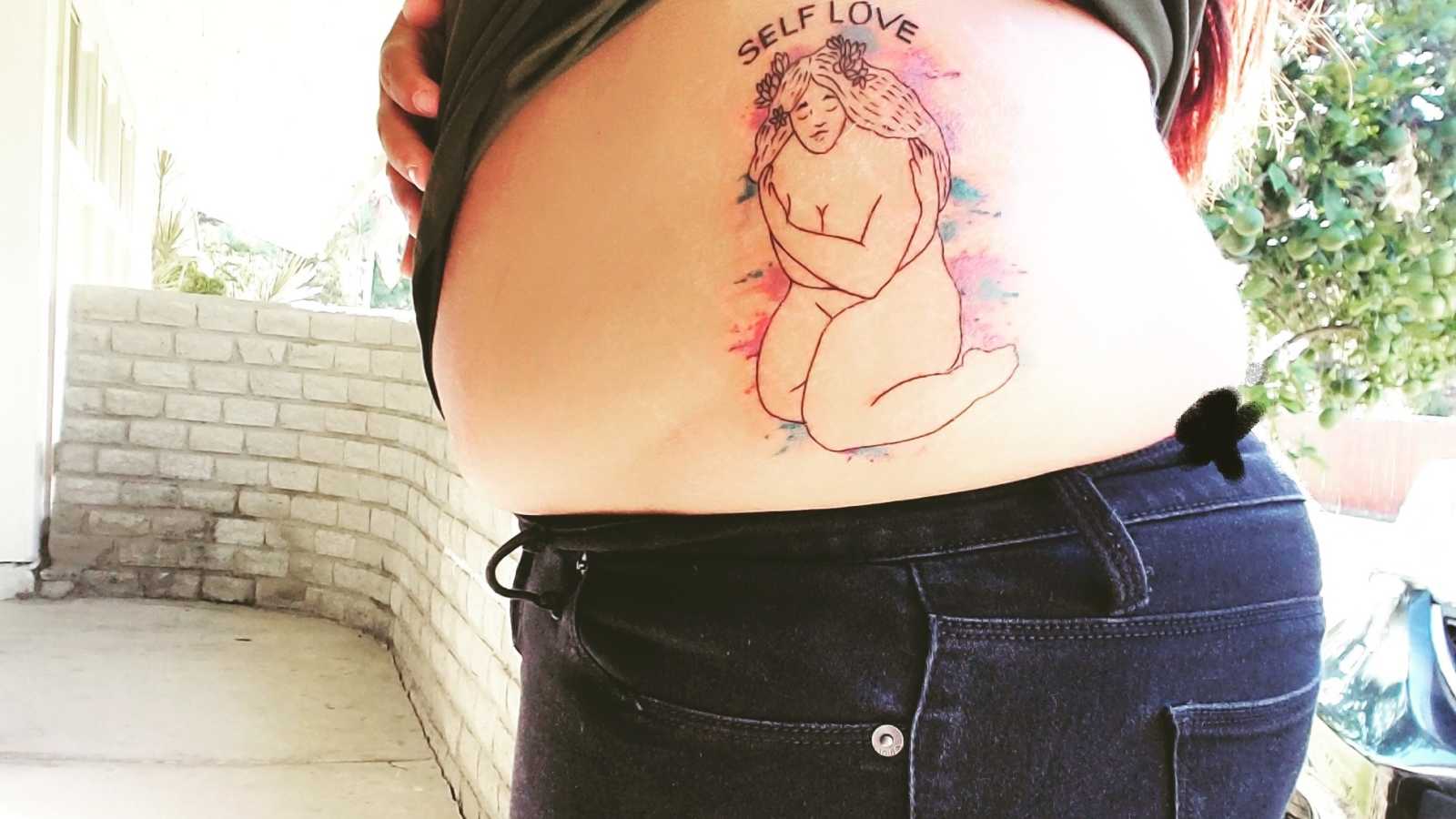 People are getting skincoloured tattoos to cover up their stretch marks