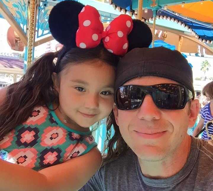 Father who made fireworks in daughter's bedroom smile with daughter in selfie at Disney World