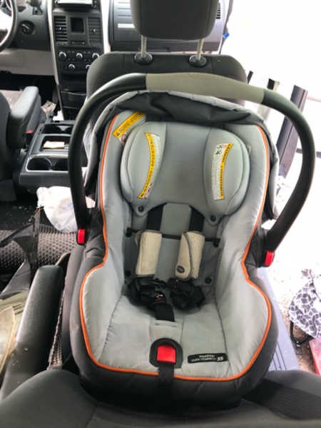 Carseat in car that didn't hold baby and resulted in baby being ejected out of it in car crash