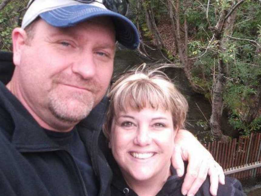 Husband and wife smile in selfie before husband passed