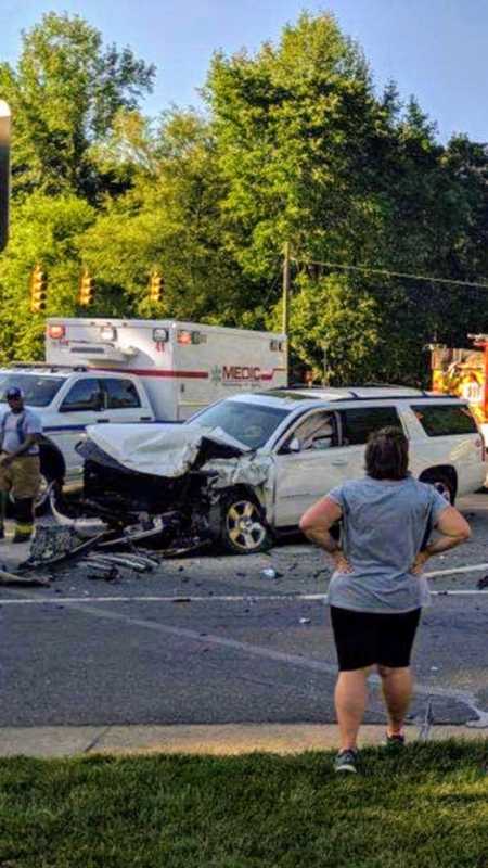 Woman's car that was wrecked in car crash who urges car seat safety