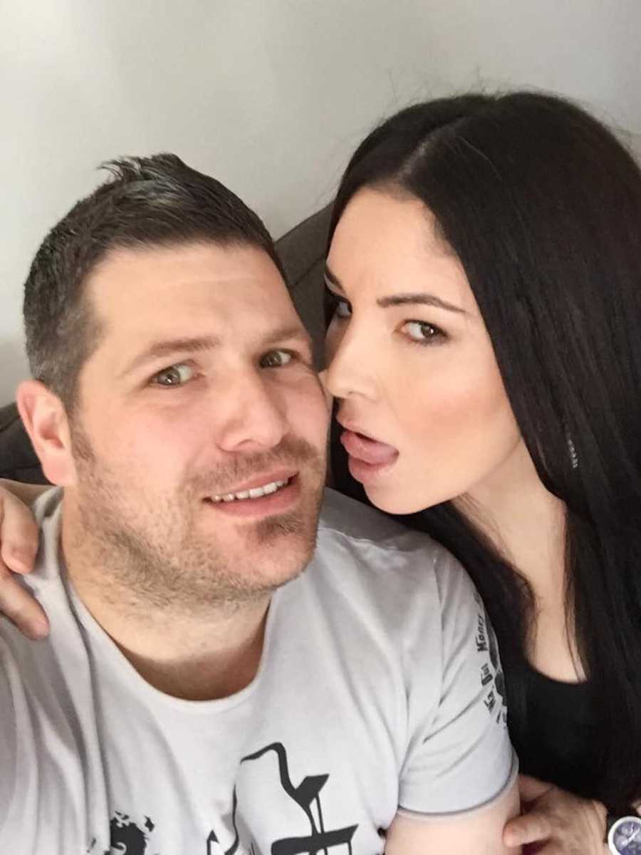 Husband and wife who says marriage isn't a fairy tale poses in selfie