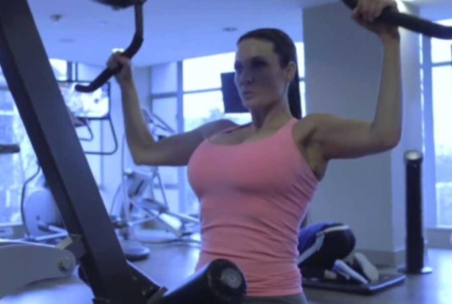 Woman working out in gym who now has POTS DIsease