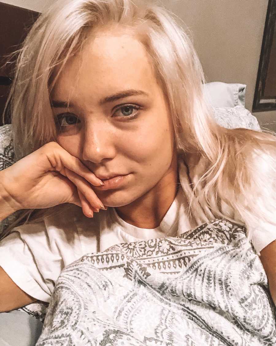 Woman who became stressed with looking perfect on Instagram takes selfie in bed