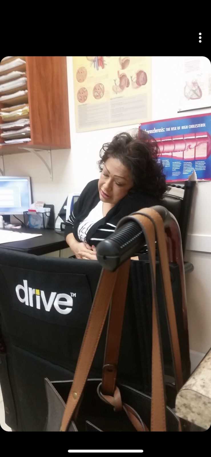 mom passed out in chair in hospital