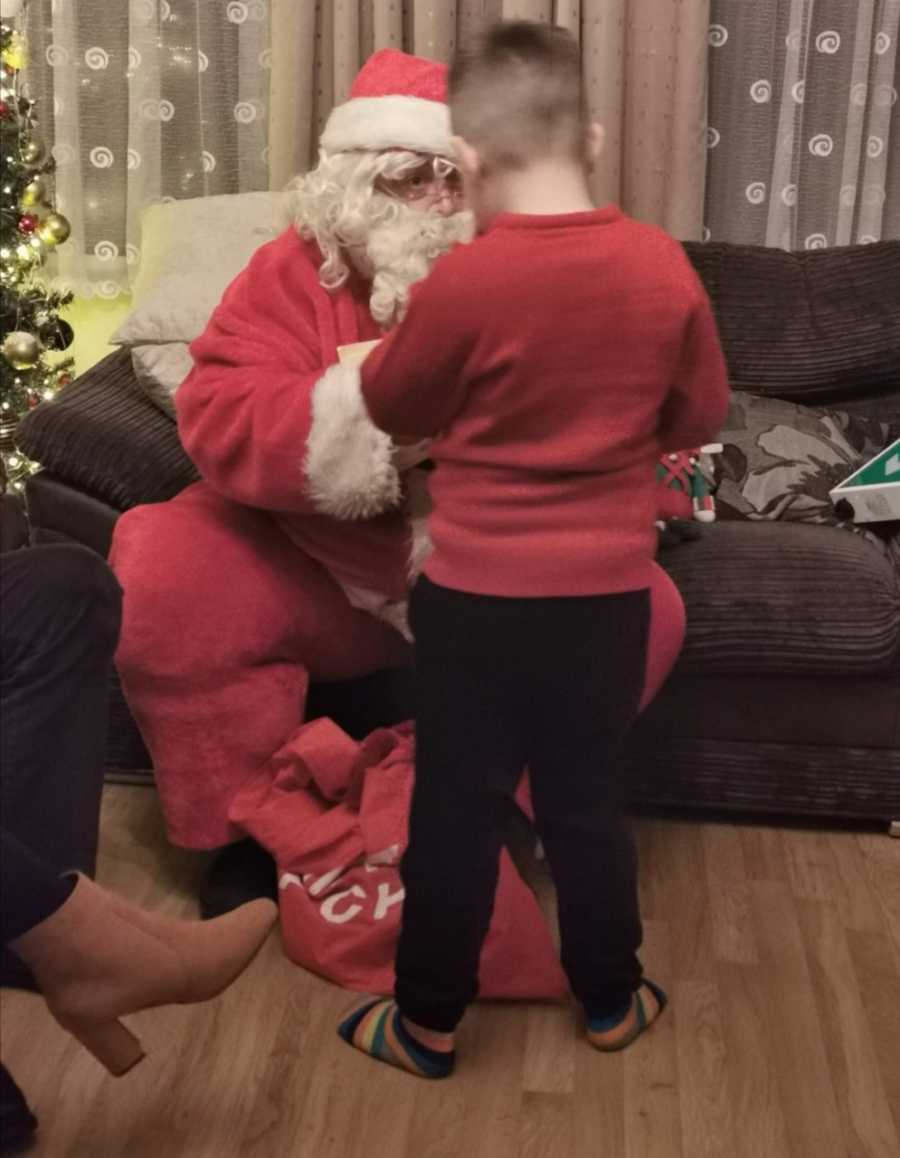 Download You Made The Nice List The Words That Made Everything Ok Again He Gave Him A Certificate With His Name On It Non Verbal Boy With Autism Surprised By Sensory Friendly Santa At