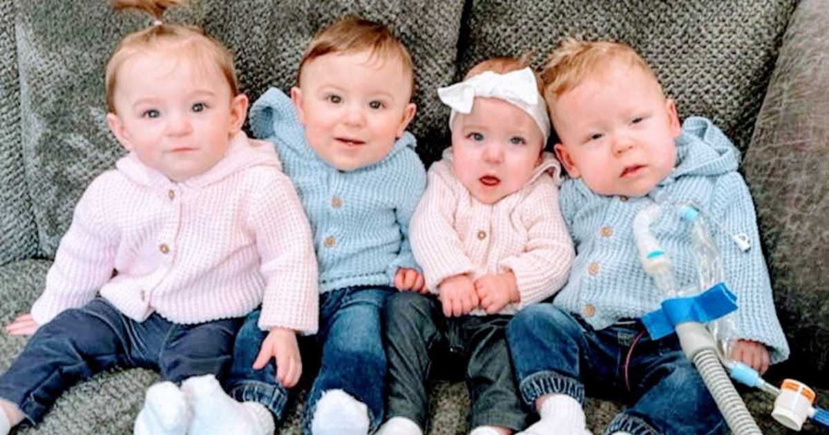 ‘I see twins!’ The doctor’s face paled. ‘I think there are five.’ Mom