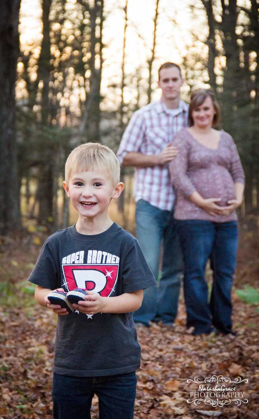 family photo, big brother shirt