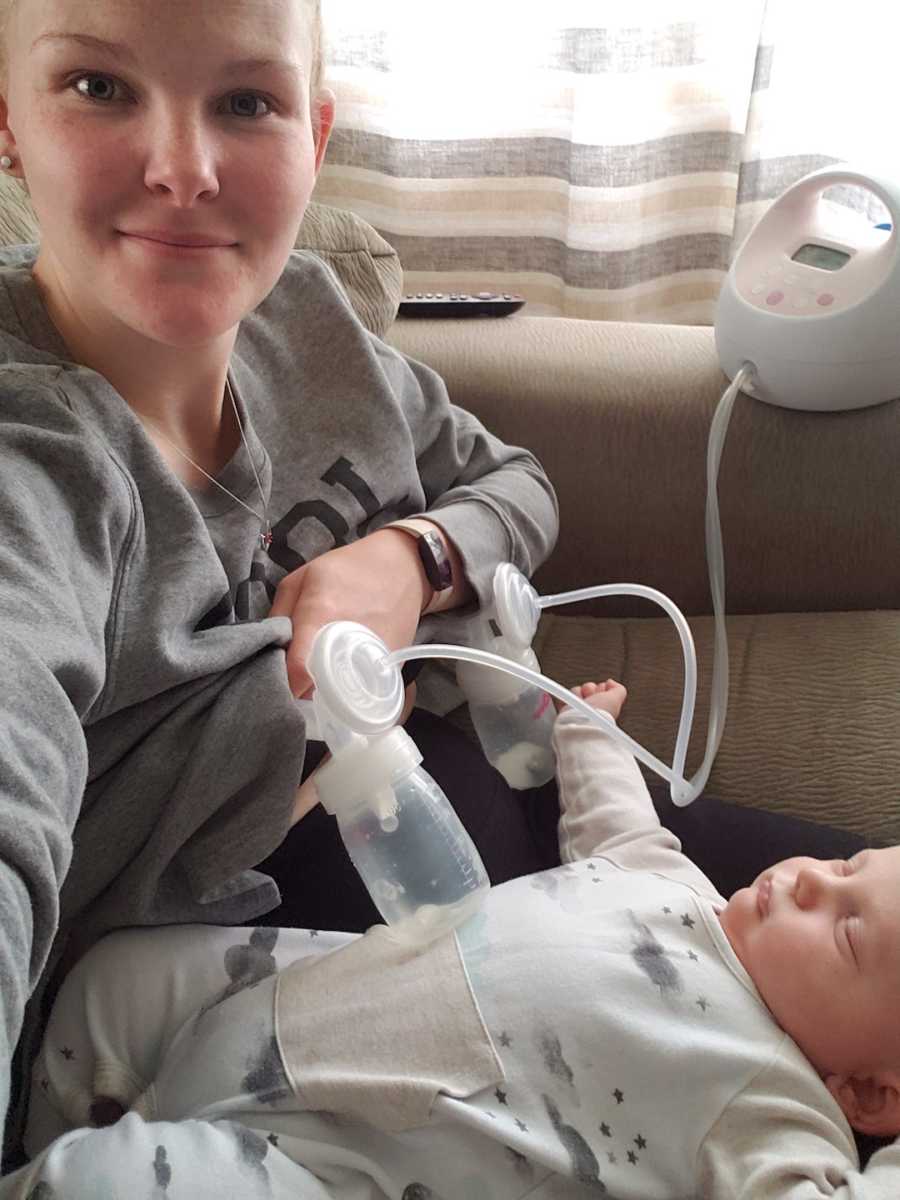 mother pumping breastmilk