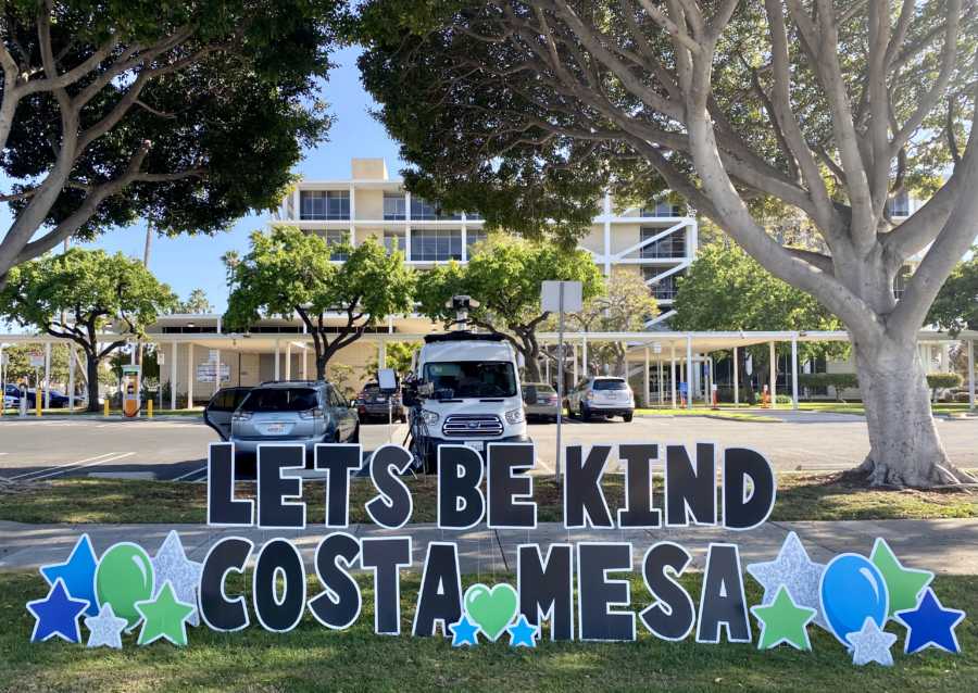 let's be kind costa mesa sign