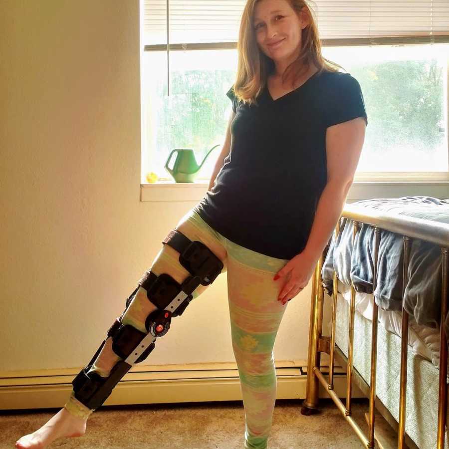 Woman wearing leg brace