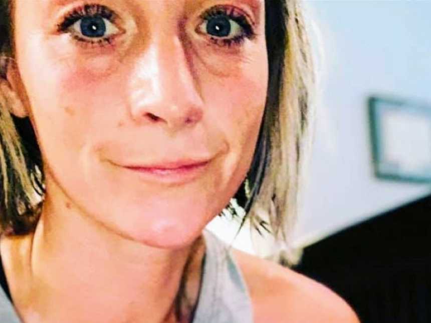 Mom of three takes selfie after going on three-mile run