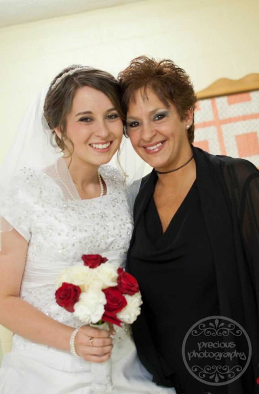 bride and her mom