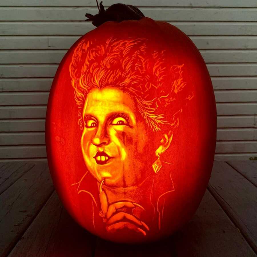 Hocus Pocus pumpkin carving, created by Maniac Pumpkin Carvers. 