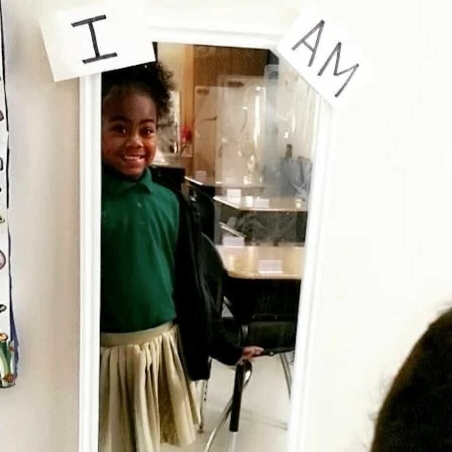 teacher having her students say positive affirmations to themselves to improve their confidence 