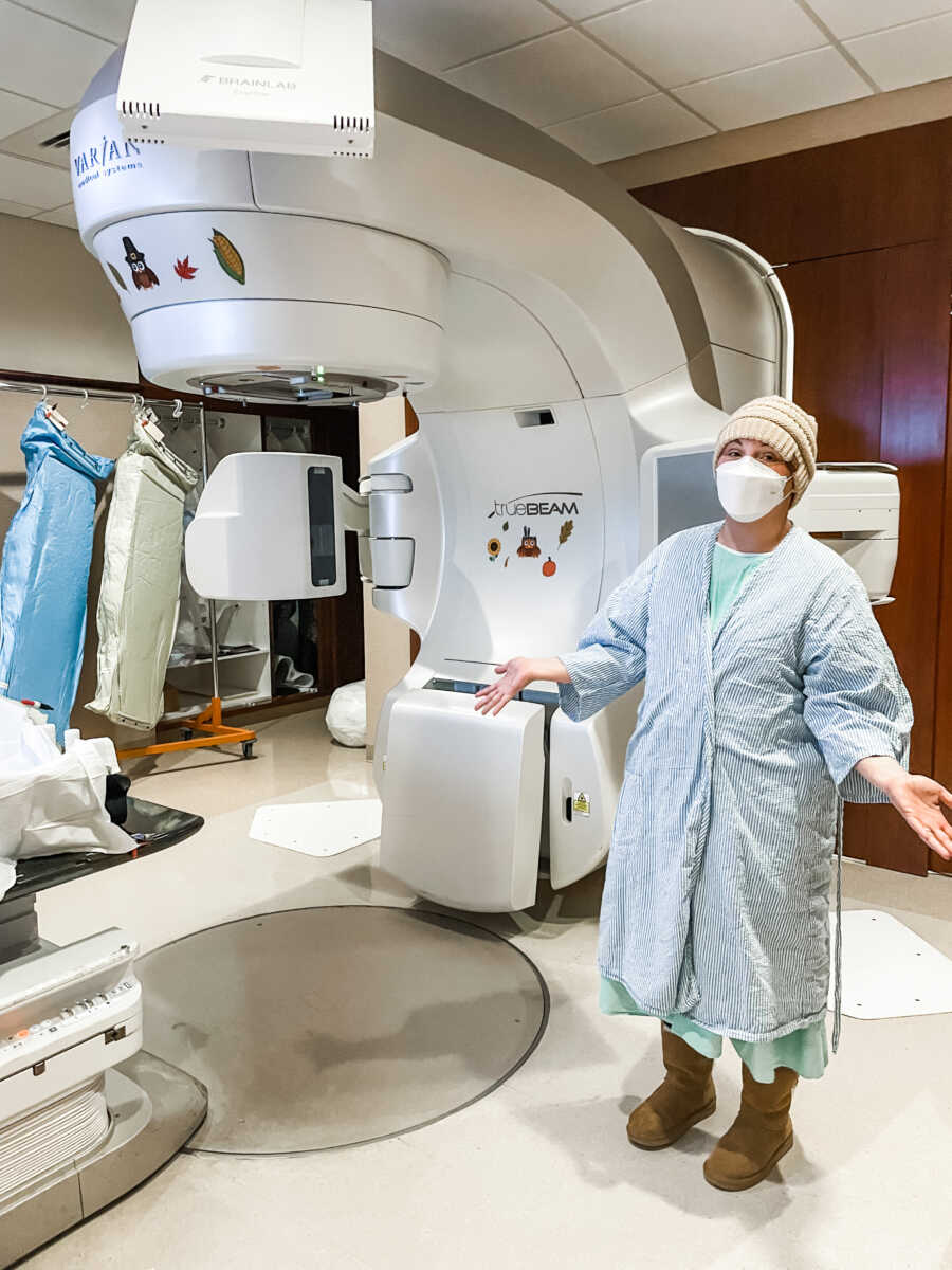 woman in the hospital doing radiation