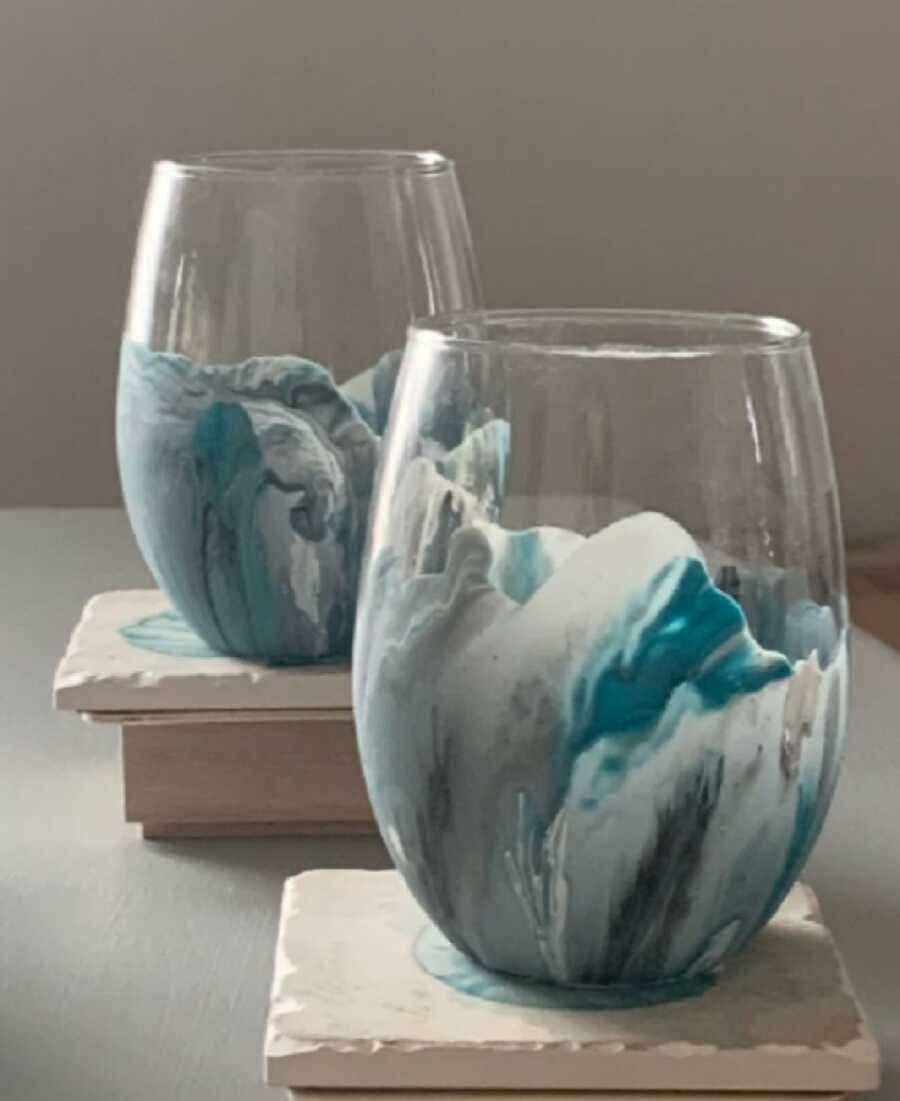 unique wine glasses as a gift