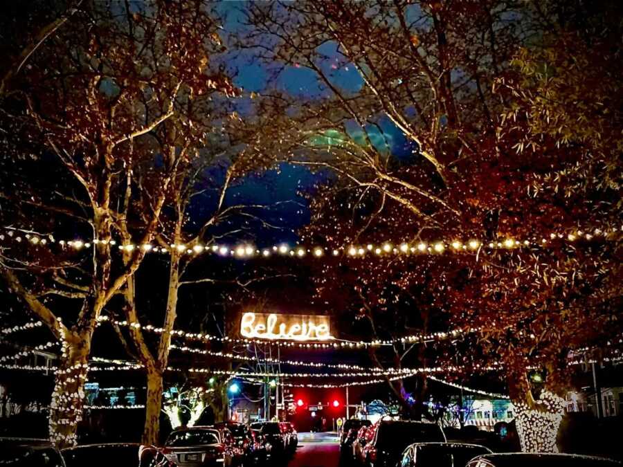 beautiful lights strung up in a neighborhood