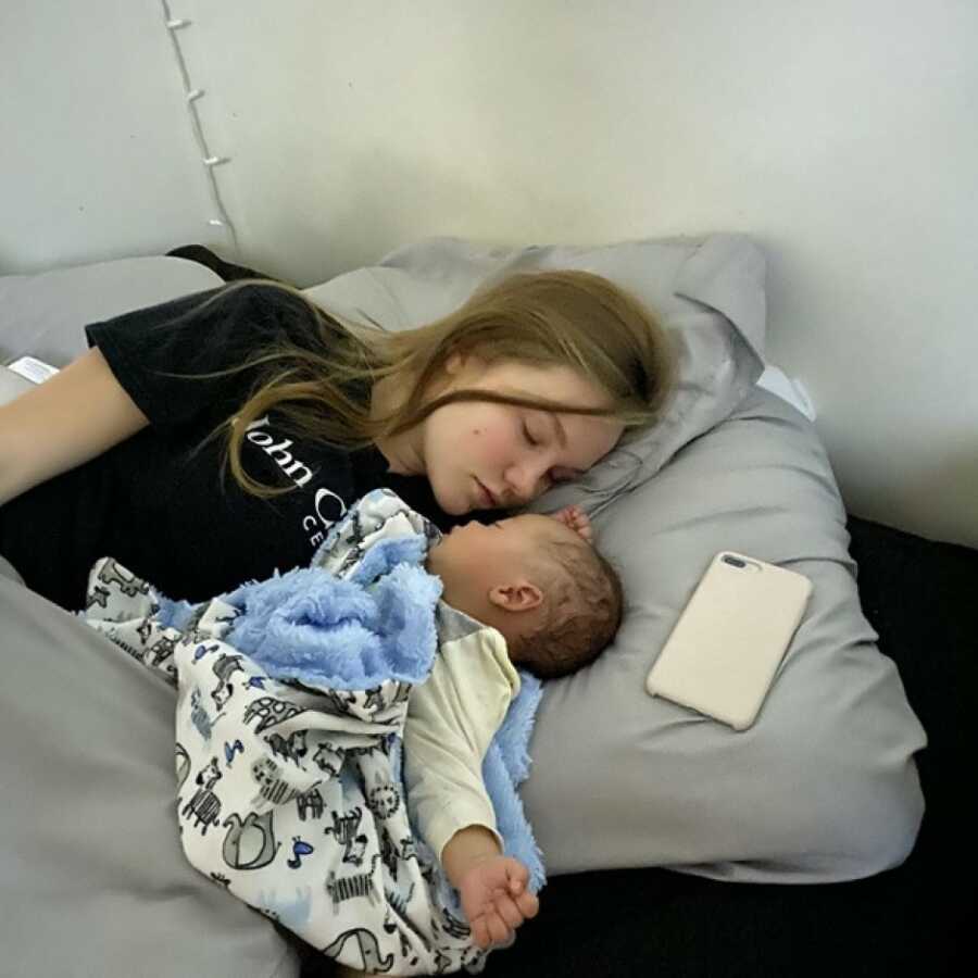 teen mom sleeping with her baby