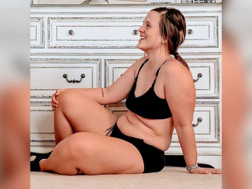 Mom of two embraces postpartum body
