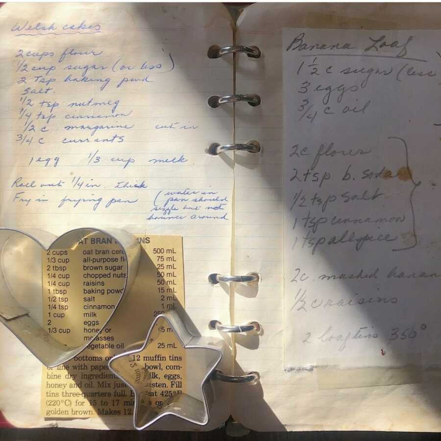 recipe book where grandma had her cookie recipe