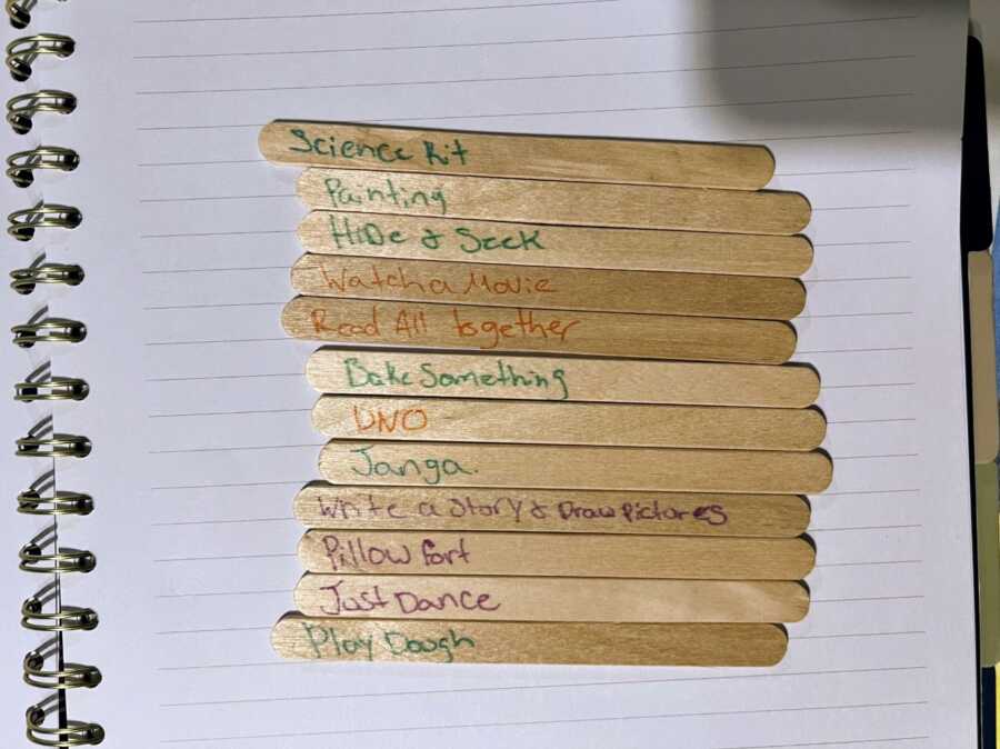 Mom lists summer activities on sticks so her kids can "pick a stick" each day