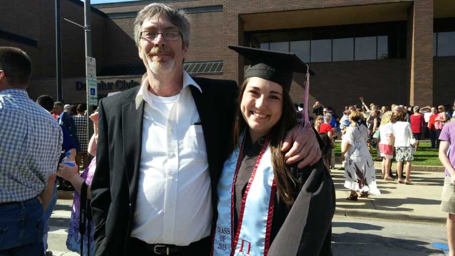 dad with his daughter at graduation