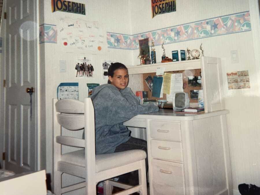 teen girl at her desk