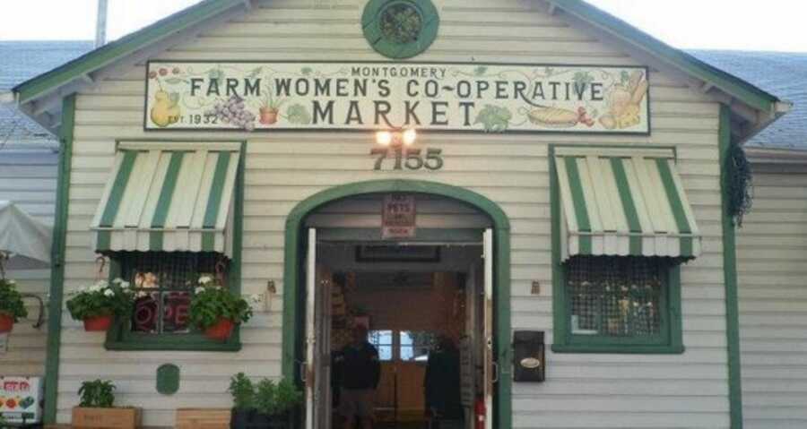 the farm women's co-operative market building